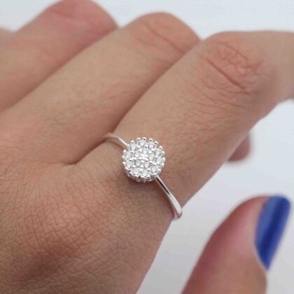 Anillo de plata y cubic